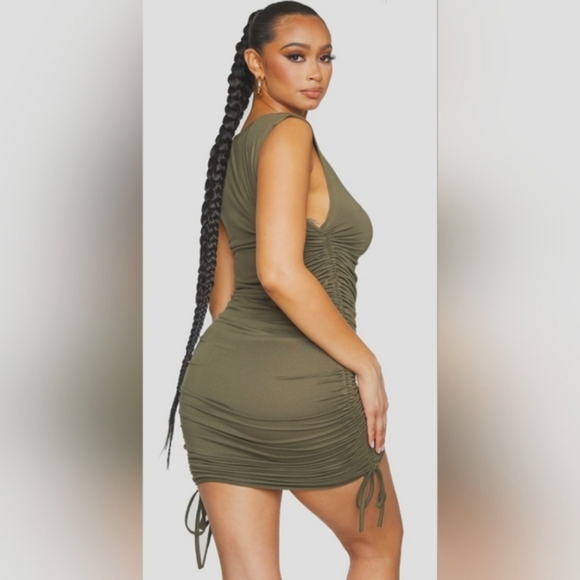 Pretty Little Thing Khaki Military Green Dress Ruched Bodycon Size 12 NWT - Picture 2 of 12